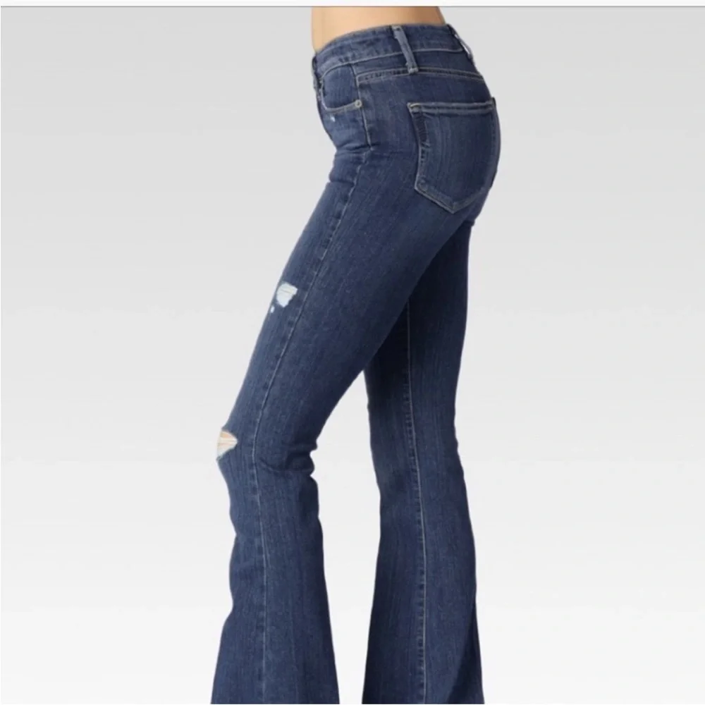PAIGE High Rise Bell Canyon Flare Jeans Silas Destructed Size 27